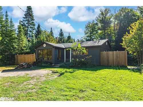 138 Moreau Parkway  Tiny, ON L9M 0H3