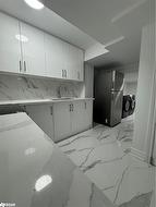 Lower-29 Paddington Grove  Barrie, ON L9J 0J3