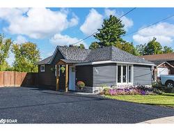 141 Poyntz Street  Penetanguishene, ON L9M 1P5