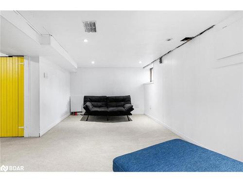 263 Houghton Avenue S, Hamilton, ON - Indoor