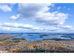 561 White House Rd  Huntsville, ON P1H 2J3