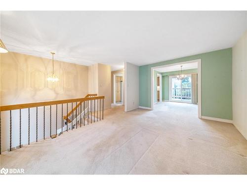 99 Marshall Street, Barrie, ON - Indoor Photo Showing Other Room