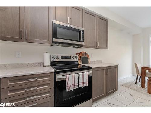 128 Whithorn Crescent, Haldimand, ON - Indoor Photo Showing Kitchen
