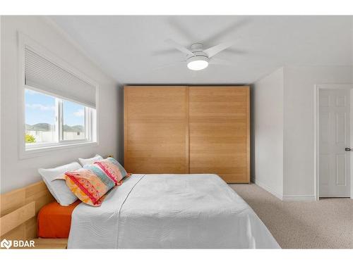 75 Bird Street, Barrie, ON - Indoor Photo Showing Bedroom