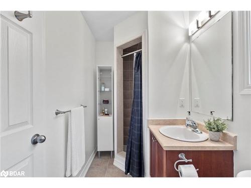 75 Bird Street, Barrie, ON - Indoor Photo Showing Bathroom