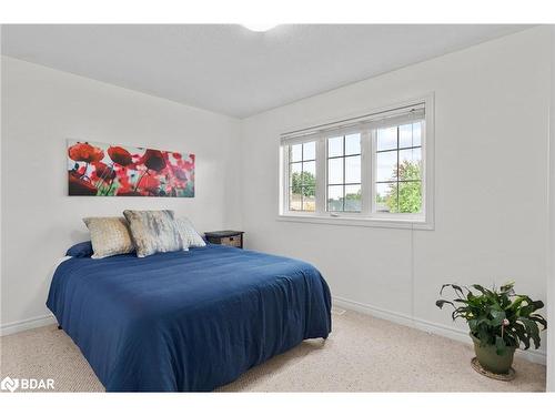 75 Bird Street, Barrie, ON - Indoor Photo Showing Bedroom
