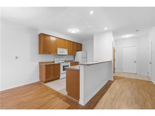 204-443 Centennial Forest Drive, Milton, ON - Indoor Photo Showing Kitchen