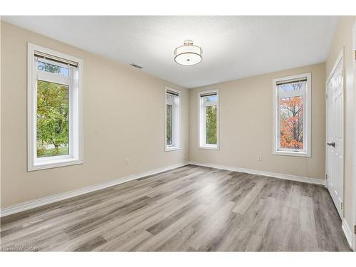 204-443 Centennial Forest Drive, Milton, ON - Indoor Photo Showing Other Room