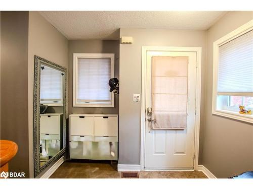 63 Gore Drive, Barrie, ON - Indoor Photo Showing Other Room