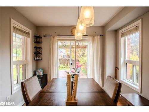 63 Gore Drive, Barrie, ON - Indoor Photo Showing Dining Room