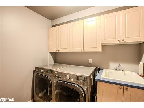 63 Gore Drive, Barrie, ON - Indoor Photo Showing Laundry Room