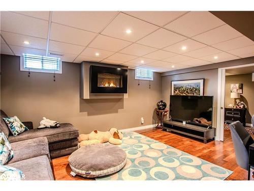 63 Gore Drive, Barrie, ON - Indoor Photo Showing Basement