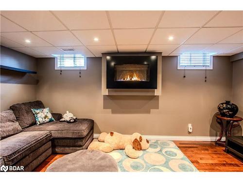 63 Gore Drive, Barrie, ON - Indoor Photo Showing Basement