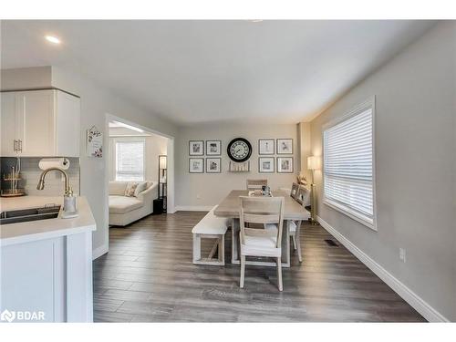 155 Cunningham Drive, Barrie, ON - Indoor