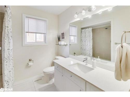 155 Cunningham Drive, Barrie, ON - Indoor Photo Showing Bathroom