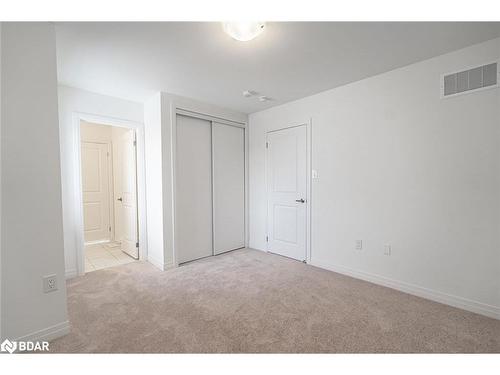 112 West Oak Trail, Barrie, ON - Indoor Photo Showing Other Room