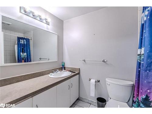 69 Fox Run, Barrie, ON - Indoor Photo Showing Bathroom