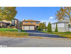 4 Trillium Crescent  Barrie, ON L4N 5P5