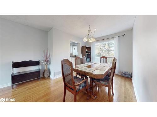 4 Trillium Crescent, Barrie, ON - Indoor Photo Showing Dining Room
