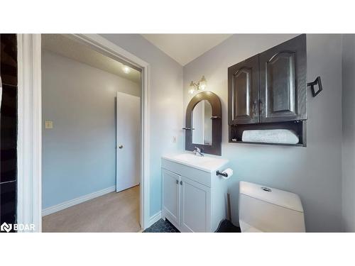 4 Trillium Crescent, Barrie, ON - Indoor Photo Showing Bathroom