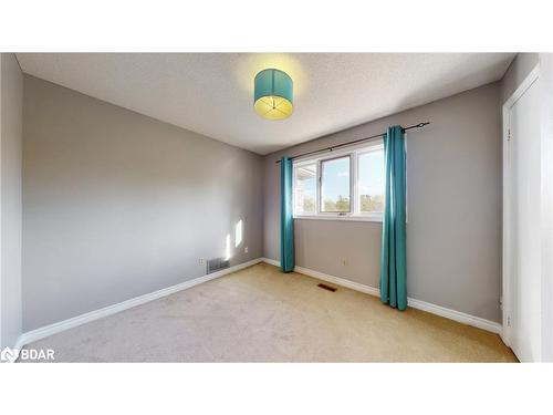 4 Trillium Crescent, Barrie, ON - Indoor Photo Showing Other Room