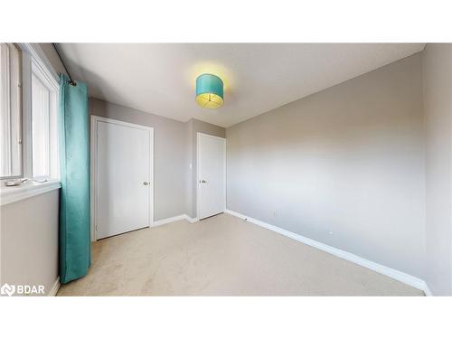 4 Trillium Crescent, Barrie, ON - Indoor Photo Showing Other Room