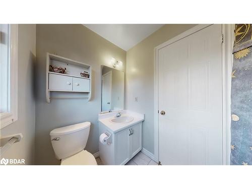4 Trillium Crescent, Barrie, ON - Indoor Photo Showing Bathroom