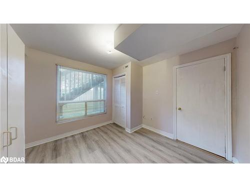 4 Trillium Crescent, Barrie, ON - Indoor Photo Showing Other Room