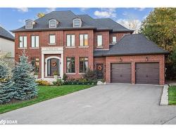 68 Walmer Road  Richmond Hill, ON L4C 3X1