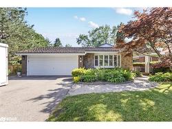 87 Tutela Heights Road  Brantford, ON N3T 1A4
