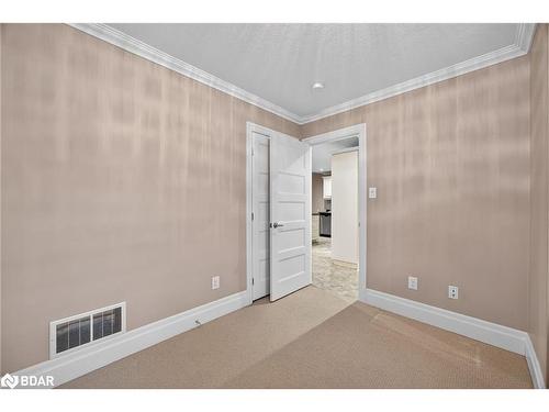 53 Clover Crescent, Wasaga Beach, ON - Indoor Photo Showing Other Room
