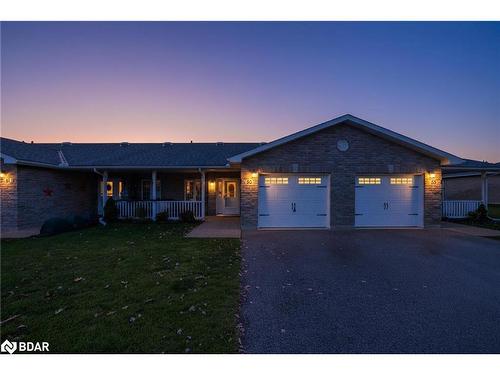 53 Clover Crescent, Wasaga Beach, ON - Outdoor With Deck Patio Veranda With Facade