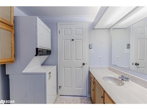 8 Carmans Cove, Innisfil, ON 