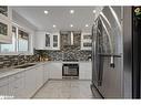 116 Boston Crescent, Hamilton, ON  - Indoor Photo Showing Kitchen With Double Sink With Upgraded Kitchen 