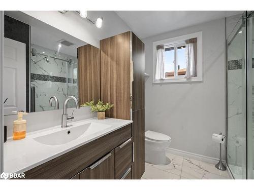 116 Boston Crescent, Hamilton, ON - Indoor Photo Showing Bathroom