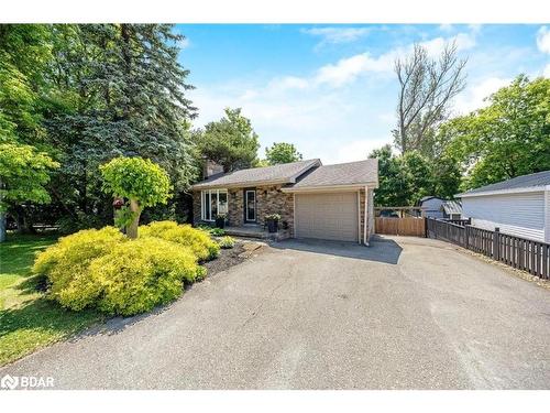 3 Lorne Street, Wellington, ON - Outdoor