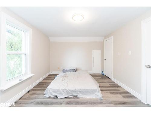 2178 6 Highway, Hamilton, ON - Indoor Photo Showing Bedroom