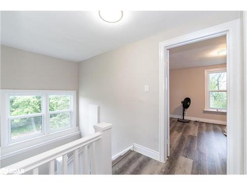 2178 6 Highway, Hamilton, ON - Indoor Photo Showing Other Room