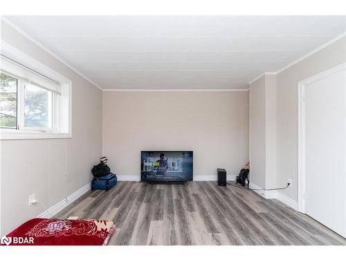 2178 6 Highway, Hamilton, ON - Indoor