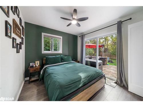 1182 5 Line S, Oro-Medonte, ON - Indoor Photo Showing Bedroom