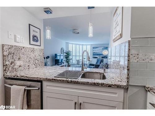 1103-150 Dunlop Street E, Barrie, ON - Indoor Photo Showing Kitchen With Double Sink With Upgraded Kitchen