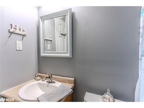 172 Sundew Drive, Barrie, ON - Indoor Photo Showing Bathroom