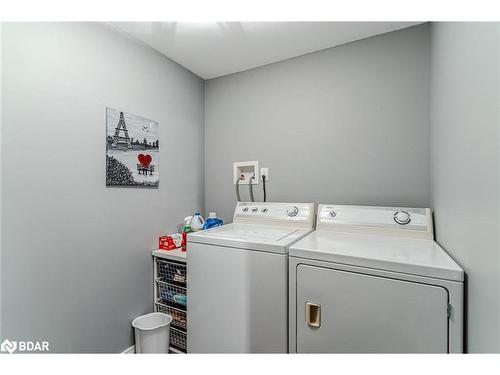 172 Sundew Drive, Barrie, ON - Indoor Photo Showing Laundry Room