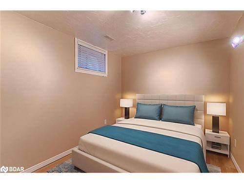 172 Sundew Drive, Barrie, ON - Indoor Photo Showing Bedroom