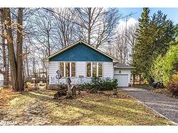 2016 Kate Avenue  Innisfil, ON L9S 1Y2