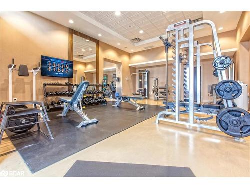 307-385 Prince Of Wales Drive, Mississauga, ON - Indoor Photo Showing Gym Room