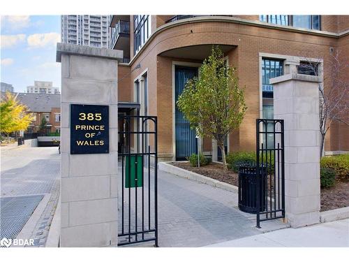 307-385 Prince Of Wales Drive, Mississauga, ON - Outdoor