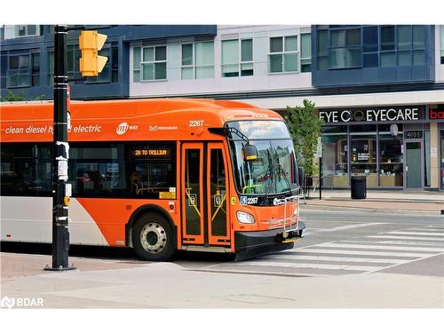 307-385 Prince Of Wales Drive, Mississauga, ON - Outdoor