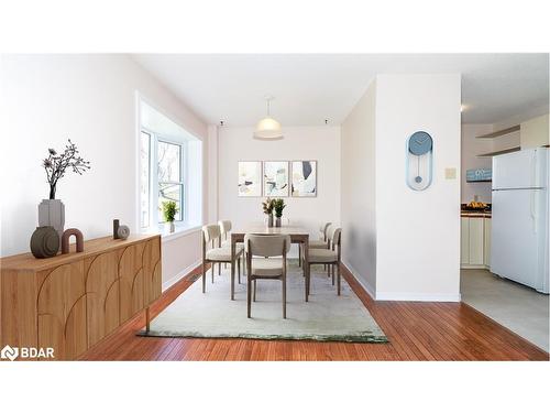 82 Melinda Crescent, Barrie, ON - Indoor