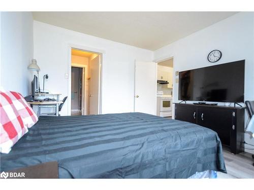 57-19 Dawson Drive, Collingwood, ON - Indoor Photo Showing Bedroom